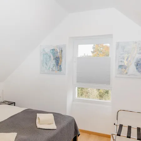 아파트 Nice2be Violet - Zentrum *