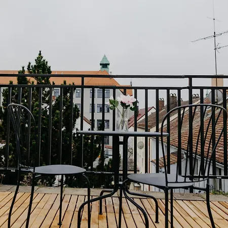 Nice2be Violet - Zentrum Апартаменты *