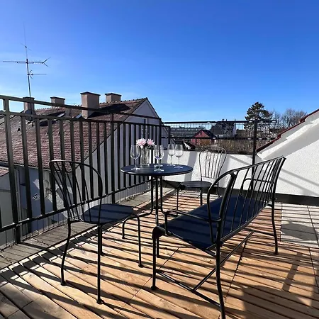 Nice2be Violet - Zentrum * Аугсбург