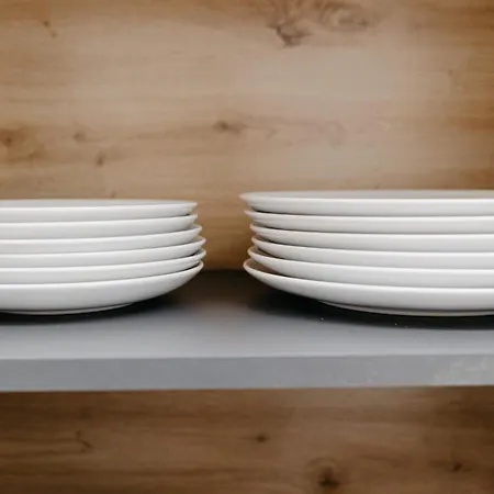 Nice2be Violet - Zentrum Апартаменты *