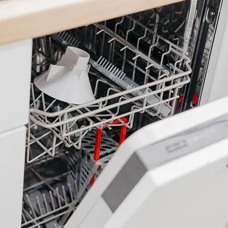 Nice2be Violet - Zentrum Аугсбург