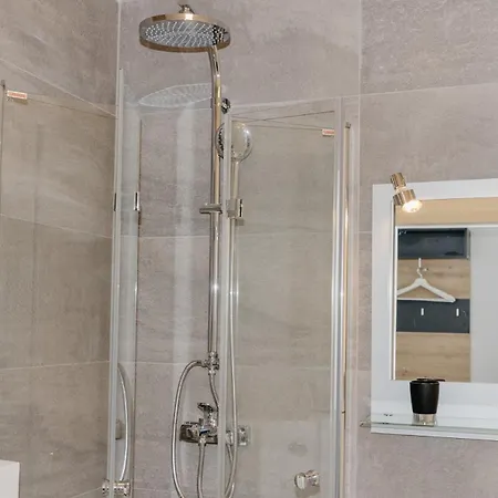 Nice2be Violet - Zentrum Апартаменты