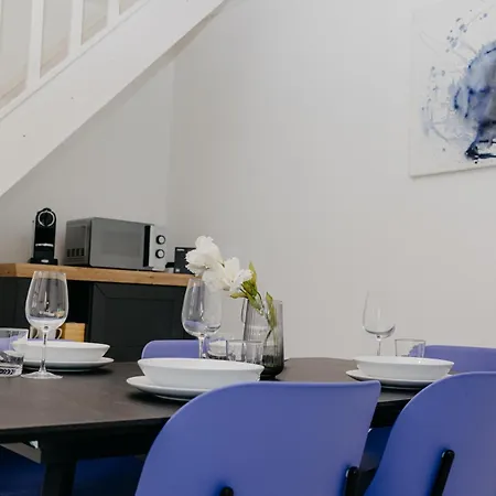 Nice2be Violet - Zentrum Апартаменты Аугсбург