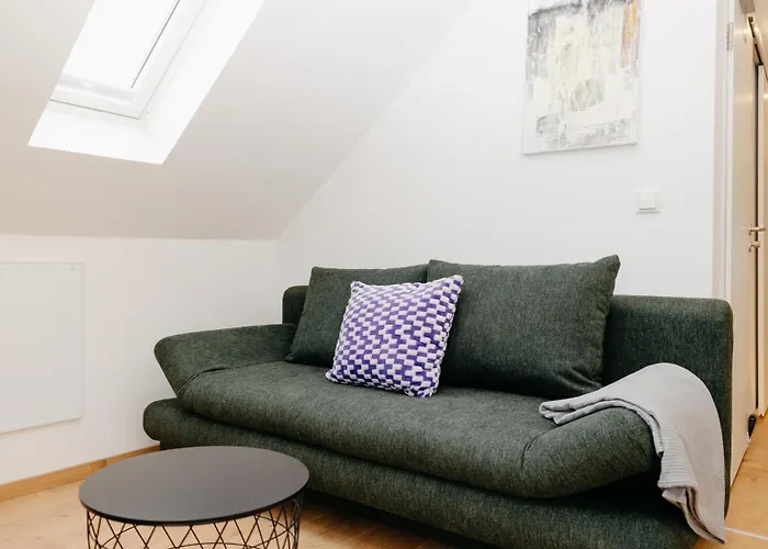 Nice2be Violet - Zentrum Apartamento